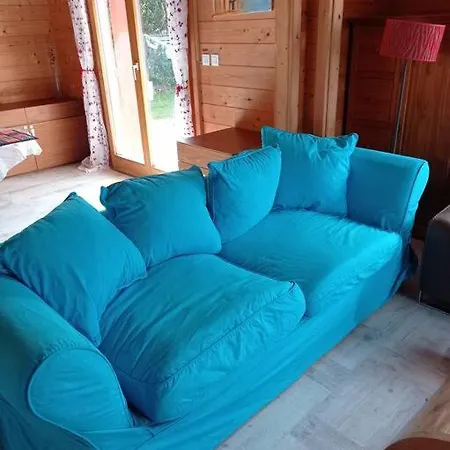Familial En Bois A 150 M De La * Santec
