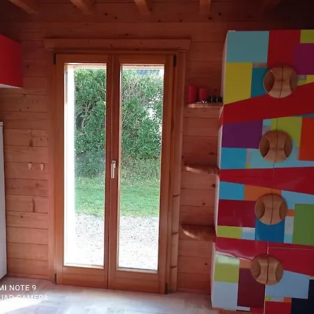 بيت للعطل Familial En Bois A 150 M De La